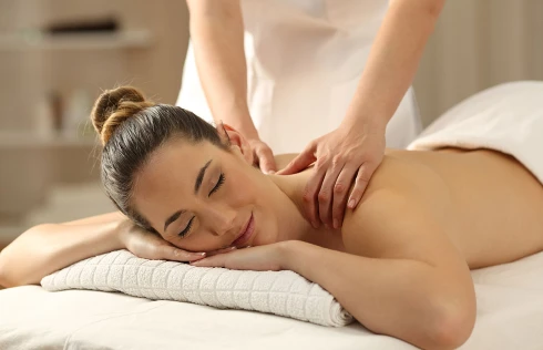Calming neck and shoulder massage at Massage by Laura, Runaway Bay Gold Coast